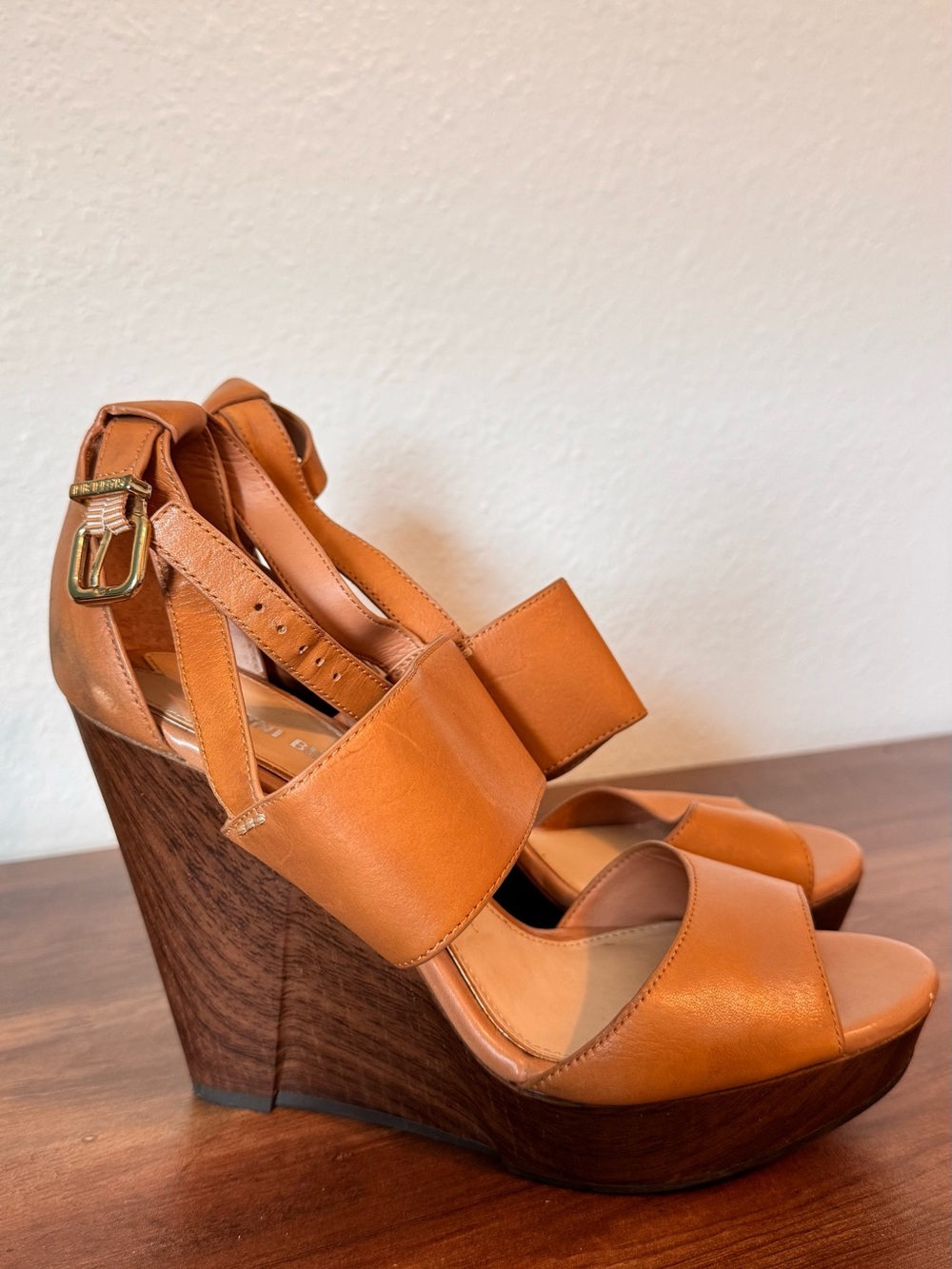 4.5" High Wedge Heels Shoes Gianni Bini Brown Leather Strappy Open Toe 9 M